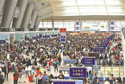 杏宇娱乐：北京七大火车站昨日发送旅客83.3万人次